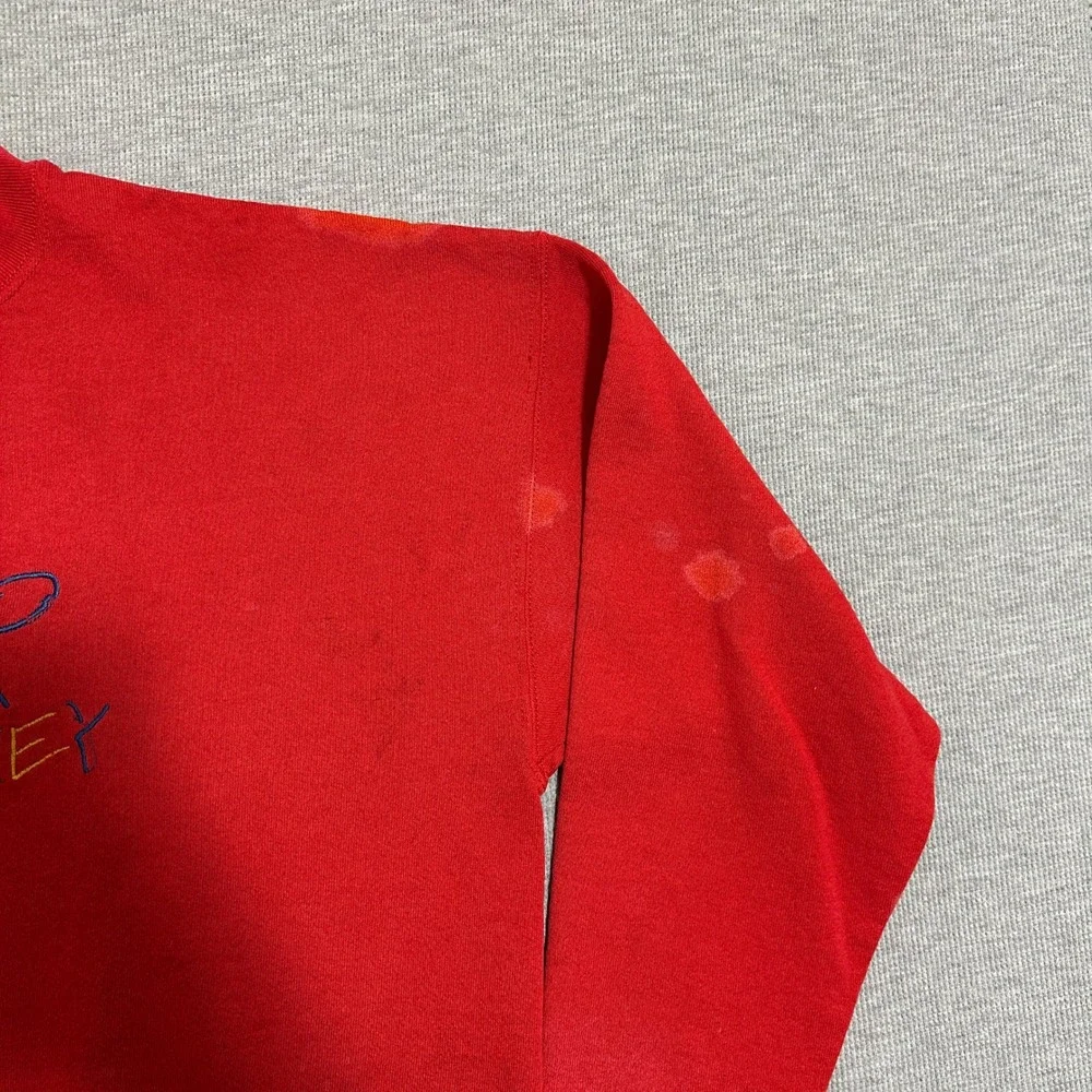 Vintage Disney Mickey Mouse MVP Embroidered Red Crewneck Sweatshirt Mens Size L
